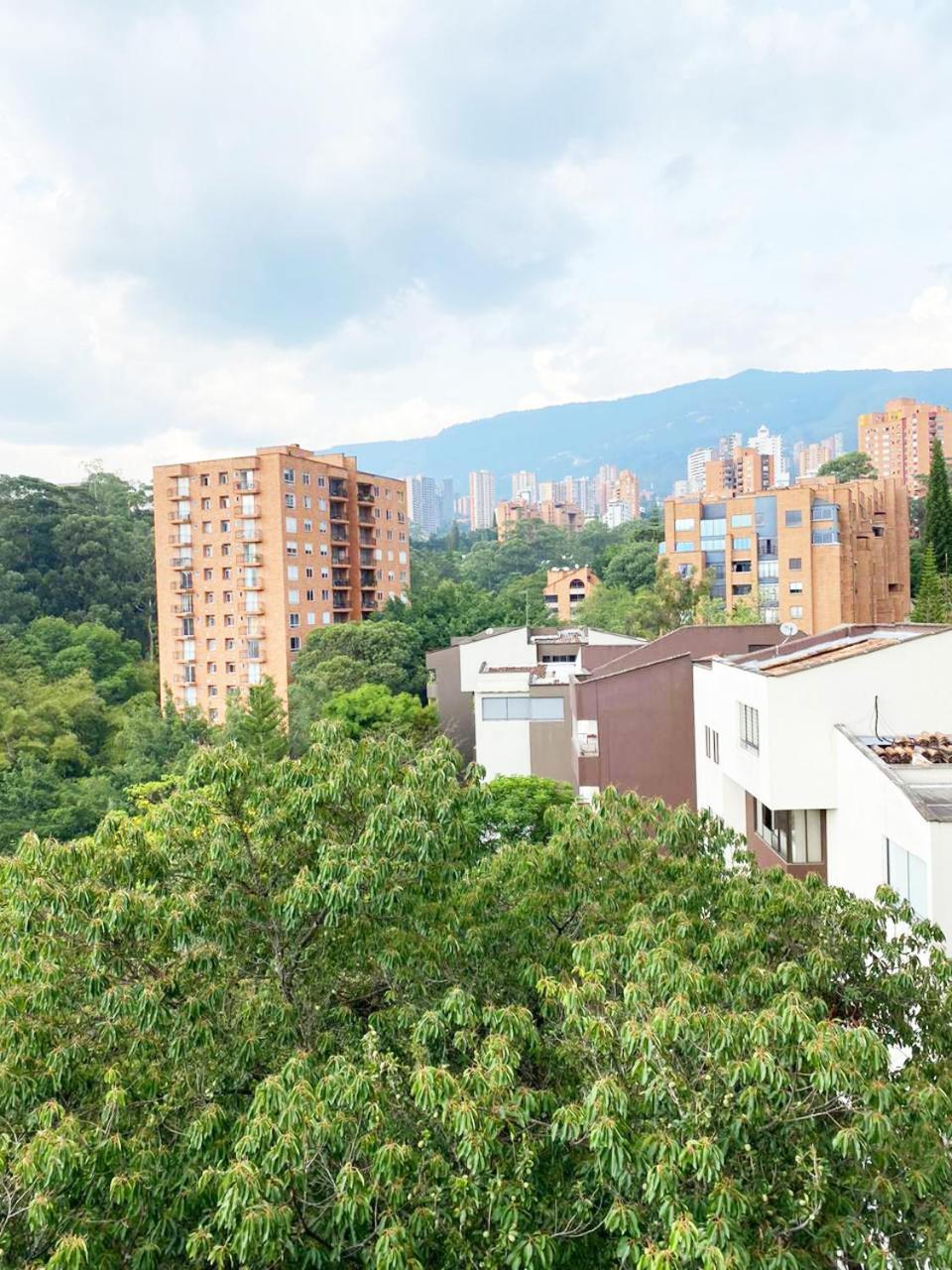 Mio Loft Poblado - Free Parking Apartment Medellin Exterior photo